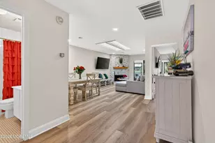 4 Friendship Ct, Red Bank, NJ 07701 - Photo 12