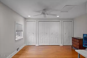 47 Mc Lean St, Red Bank, NJ 07701 - Photo 34