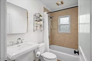 47 Mc Lean St, Red Bank, NJ 07701 - Photo 24