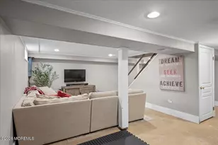 47 Mc Lean St, Red Bank, NJ 07701 - Photo 26