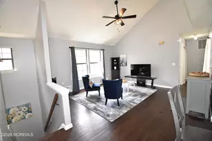 603 Bromelia Ct, Jackson, NJ 08527 - Photo 2
