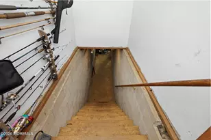 95 Holmes Mill Rd, Upper Freehold Township, NJ 08501 - Photo 32