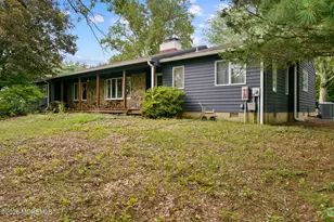 95 Holmes Mill Rd, Upper Freehold Township, NJ 08501 - Photo 1