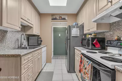 166 Cross Slope Court #F, Manalapan Township, NJ 07726 - Photo 16