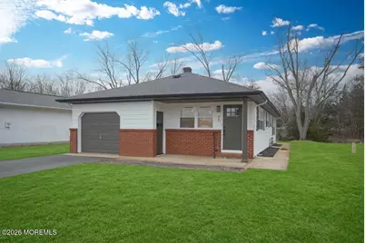 95 Barbados Drive S, Toms River Township, NJ 08757 - Photo 2