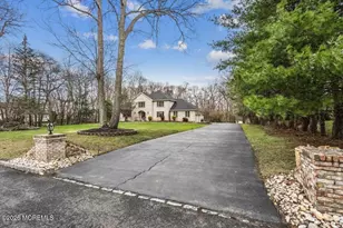 3 Shira Ln, Manalapan Township, NJ 07726 - Photo 2