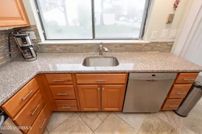 264B Crosse Drive, Monroe Township, NJ 08831 - Photo 8