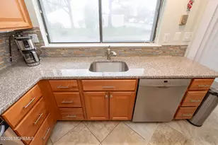 264B Crosse Dr, Monroe Township, NJ 08831 - Photo 10