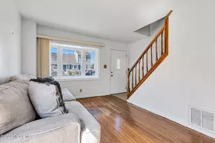 76 Compton Ave, Hazlet Township, NJ 07734 - Photo 8