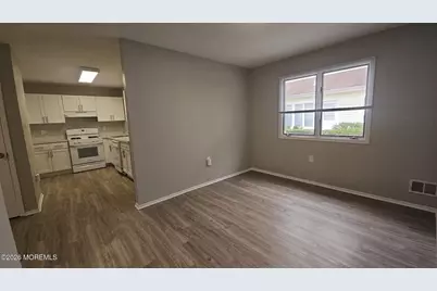 1700 Nj 37 W #112-11, Toms River Township, NJ 08757 - Photo 4