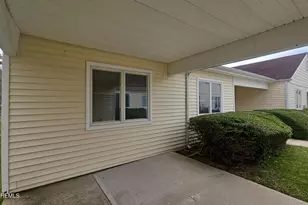 1700 Nj 37 W, Toms River Township, NJ 08757 - Photo 2