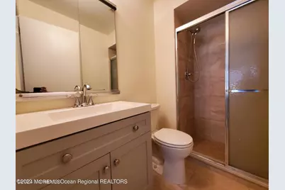 912 Wellington Place, Aberdeen Township, NJ 07747 - Photo 22