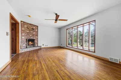 111 Harbor Green Circle, Lincroft, NJ 07738 - Photo 10