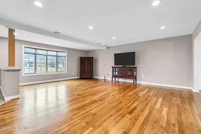 64 Hawthorne Avenue, Holmdel, NJ 07733 - Photo 6