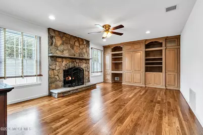 64 Hawthorne Avenue, Holmdel, NJ 07733 - Photo 12