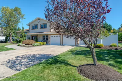 38 Holly Drive, Sayreville, NJ 08859 - Photo 2