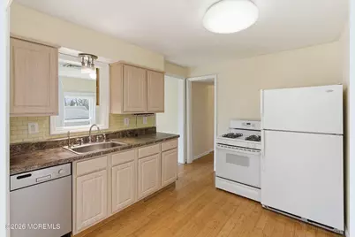 18 N Central Avenue, Toms River Township, NJ 08753 - Photo 12