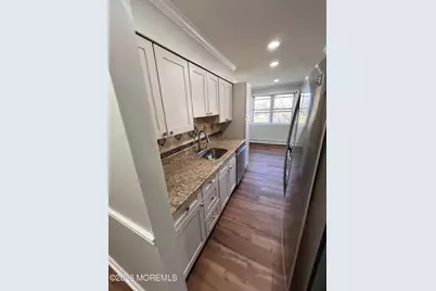 16 Manchester Court #H, Freehold, NJ 07728 - Photo 4