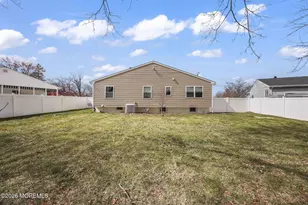 27 Mason Dr, Hazlet Township, NJ 07730 - Photo 28