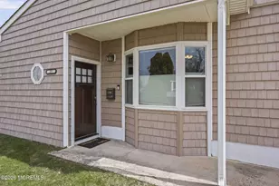 27 Mason Dr, Hazlet Township, NJ 07730 - Photo 2