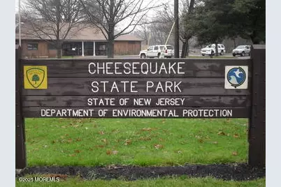 429 Lea Avenue, Laurence Harbor, NJ 08879 - Photo 12