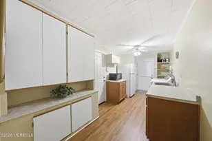 33 Toomin Dr, Neptune Township, NJ 07753 - Photo 8