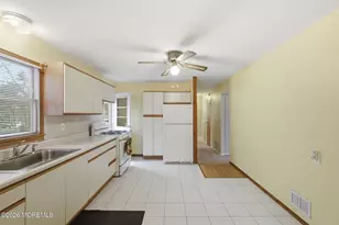 33 Toomin Dr, Neptune Township, NJ 07753 - Photo 10