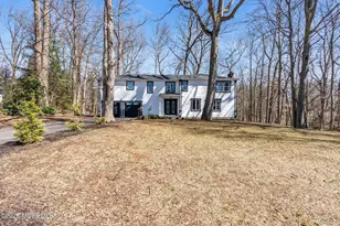 58 Fish Hawk Dr, Middletown, NJ 07748 - Photo 2