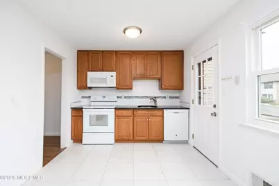 173 Village Green Way, Hazlet Township, NJ 07730 - Photo 8