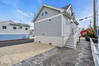 105 W Bayberry Way, Lavallette, NJ 08735 - Photo 4