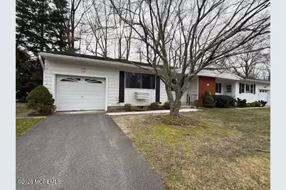 19 B Florida Drive, Whiting, NJ 08759 - Photo 2