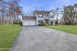 9 Stacy Ct, Jackson, NJ 08527 - Photo 2