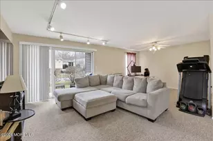 107 Blake Ct, Old Bridge Township, NJ 08857 - Photo 10