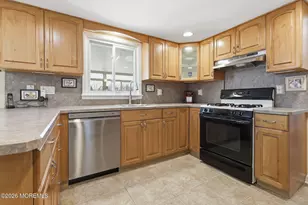 29 Alexandria Dr, Manalapan Township, NJ 07726 - Photo 14