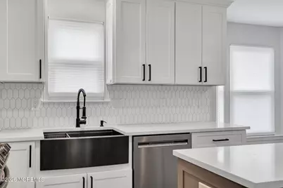 1033 Cutlass Avenue, Manahawkin, NJ 08050 - Photo 10