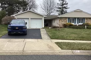 41 Faith Ln, Matawan, NJ 07747 - Photo 2