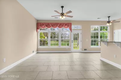 8 Bellflower Drive, Lakewood, NJ 08701 - Photo 6
