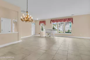 8 Bellflower Dr, Lakewood, NJ 08701 - Photo 4