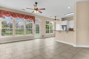 8 Bellflower Dr, Lakewood, NJ 08701 - Photo 10