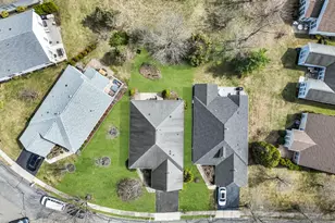 8 Bellflower Dr, Lakewood, NJ 08701 - Photo 26