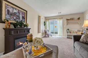 46 Pilgrim Ave, Tinton Falls, NJ 07753 - Photo 22