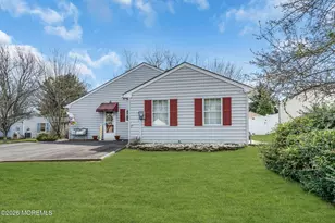 46 Pilgrim Ave, Tinton Falls, NJ 07753 - Photo 2