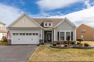 33 W Chaucer Ln, Farmingdale, NJ 07727 - Photo 1