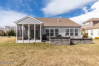 33 W Chaucer Lane, Farmingdale, NJ 07727 - Photo 34