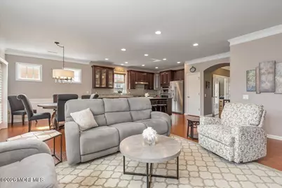 33 W Chaucer Lane, Farmingdale, NJ 07727 - Photo 20