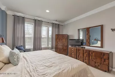 33 W Chaucer Lane, Farmingdale, NJ 07727 - Photo 22