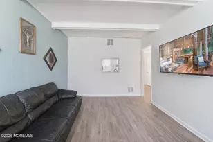 14 Juniper Ave, Manalapan Township, NJ 07726 - Photo 18