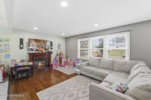 14 Juniper Ave, Manalapan Township, NJ 07726 - Photo 6