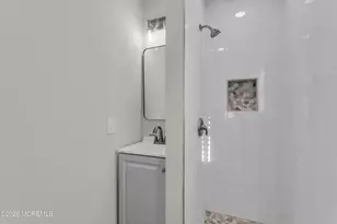 127 Freeport Blvd, Toms River Township, NJ 08757 - Photo 18