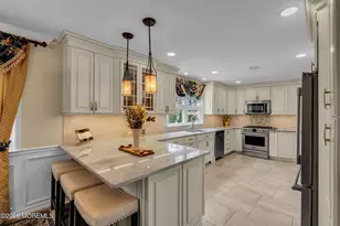 35 Yorkshire Dr, Toms River Township, NJ 08753 - Photo 2